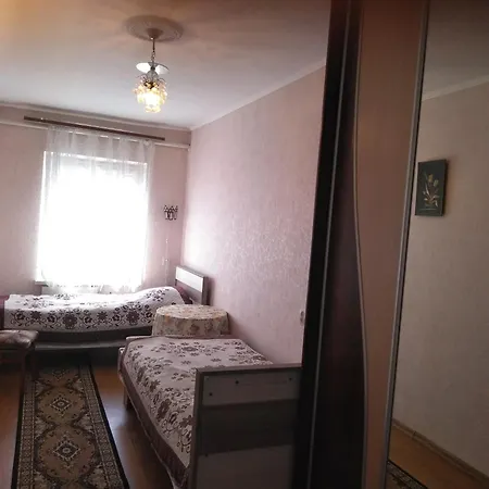 вишня,двокімнатна *
